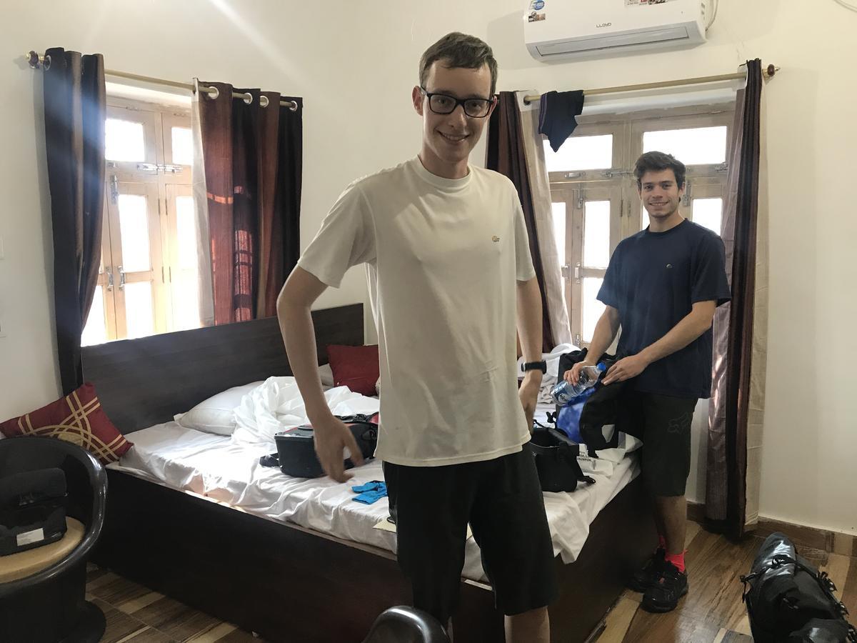 Motihari Lummj Guest House מראה חיצוני תמונה