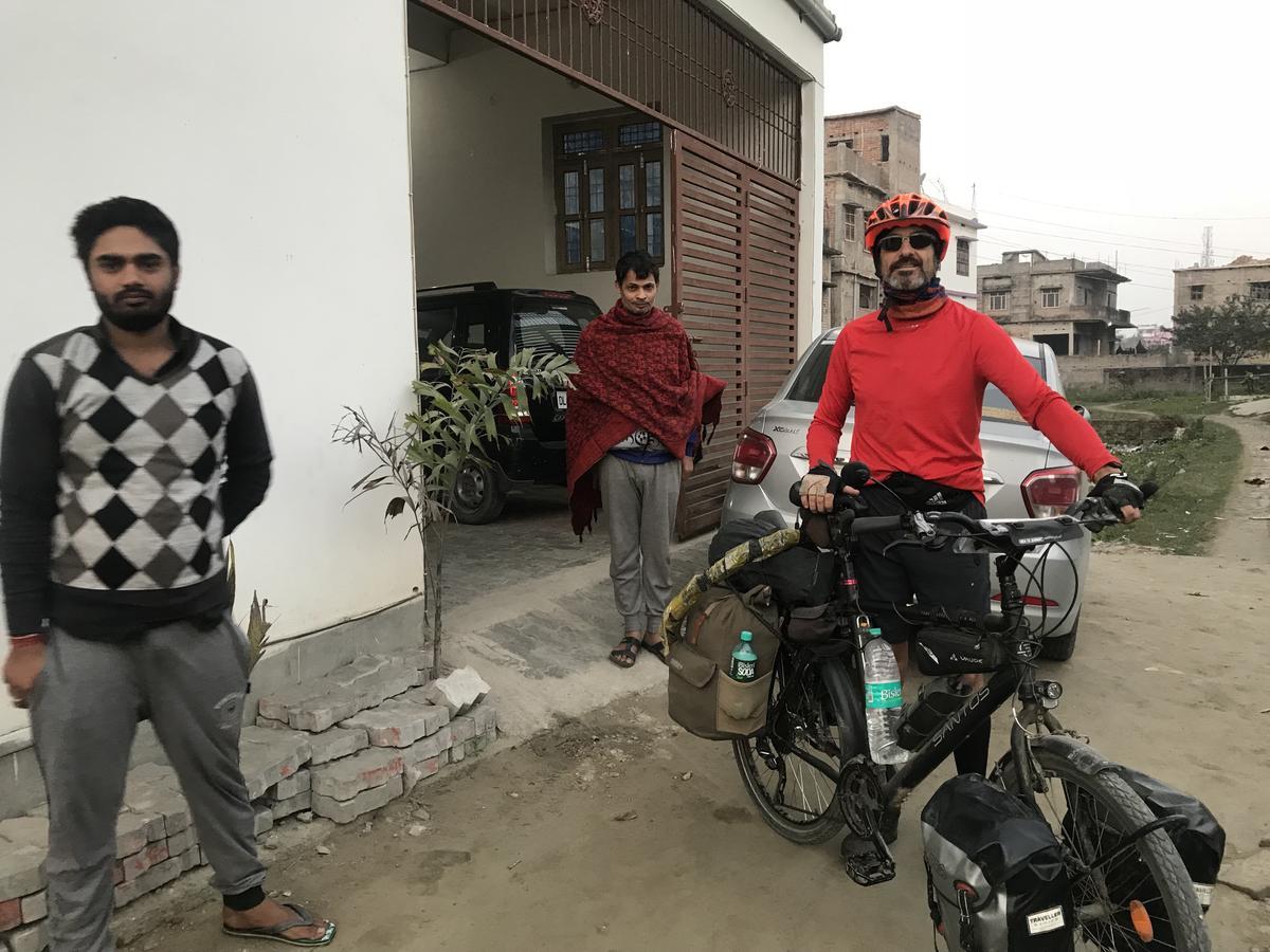 Motihari Lummj Guest House מראה חיצוני תמונה